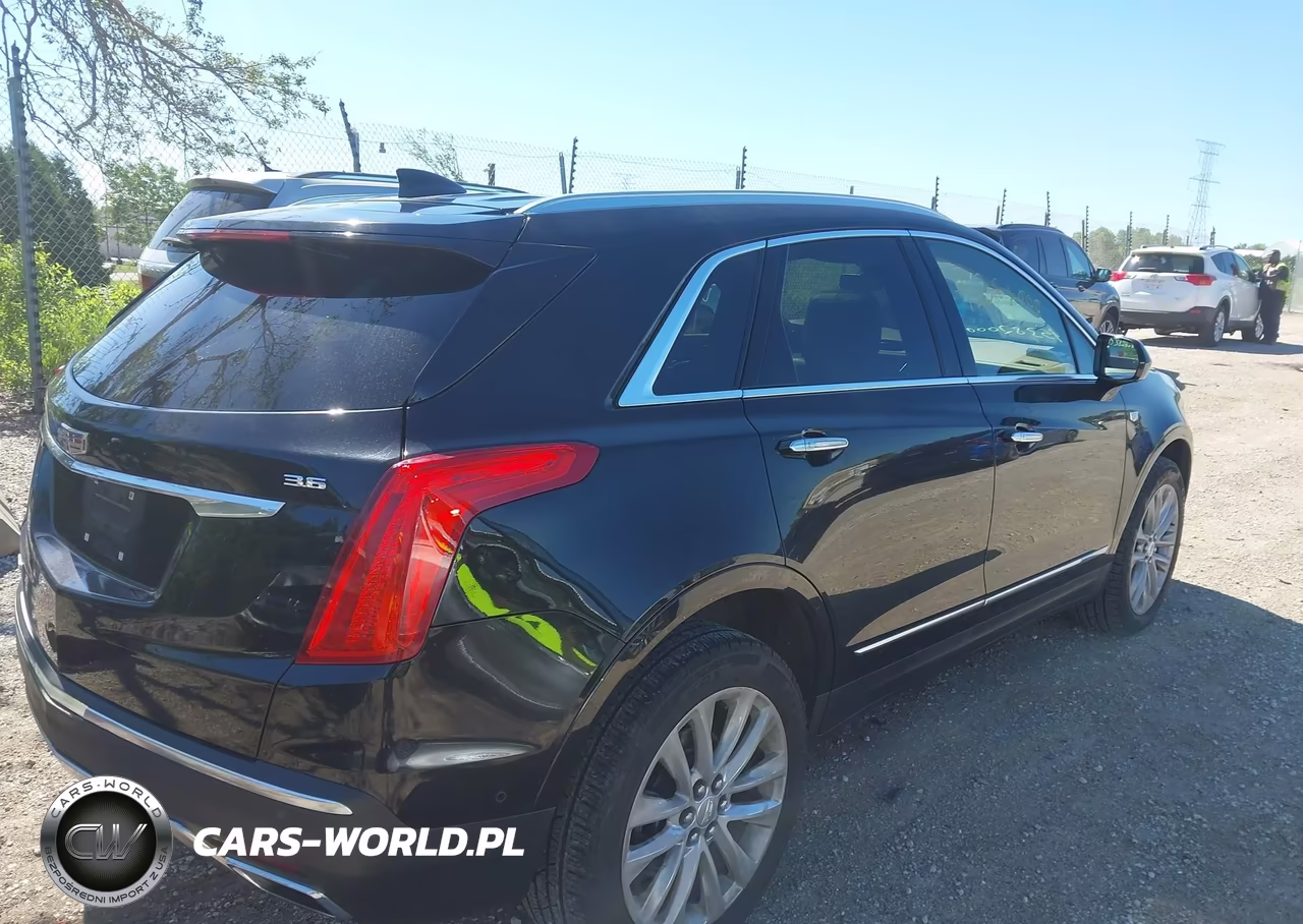 2017 Cadillac Xt5 Platinum VIN:1GYKNFRS5HZ197086 - 4