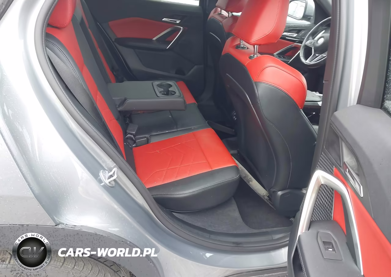 2025 BMW X2 xDrive28I VIN:WBX63GM08S5280537 - 8