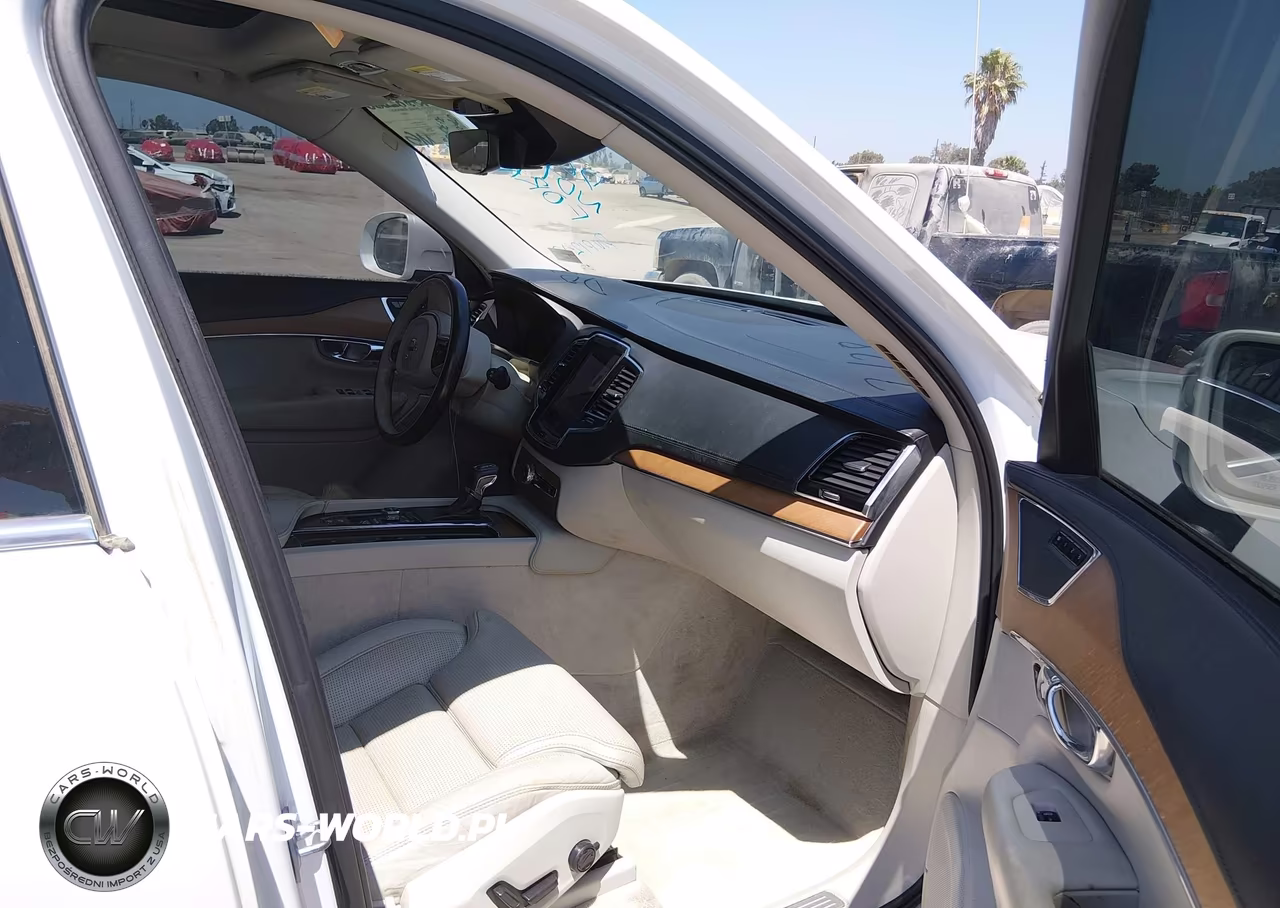 2016 Volvo Xc90 T6 Inscription VIN:YV4A22PLXG1020736 - 5