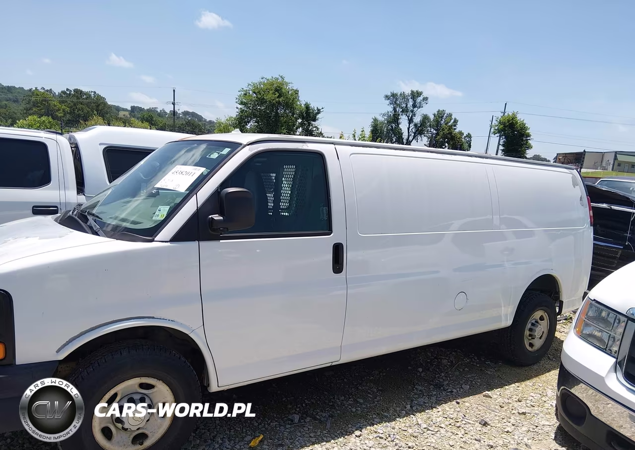 2008 Chevrolet Express Cargo Van Work Van VIN:1GCHG39K281170211 - 14