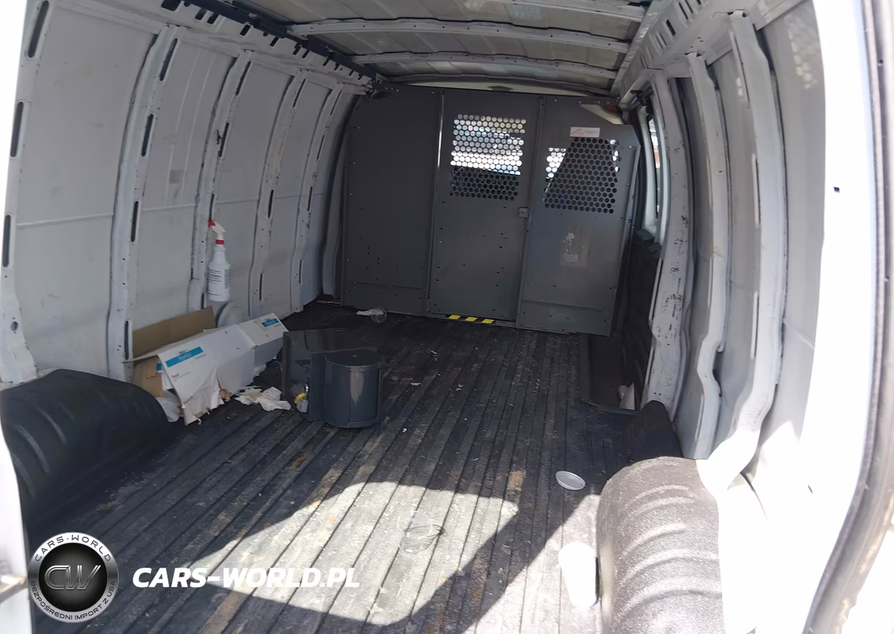 2008 Chevrolet Express Cargo Van Work Van VIN:1GCHG39K281170211 - 8