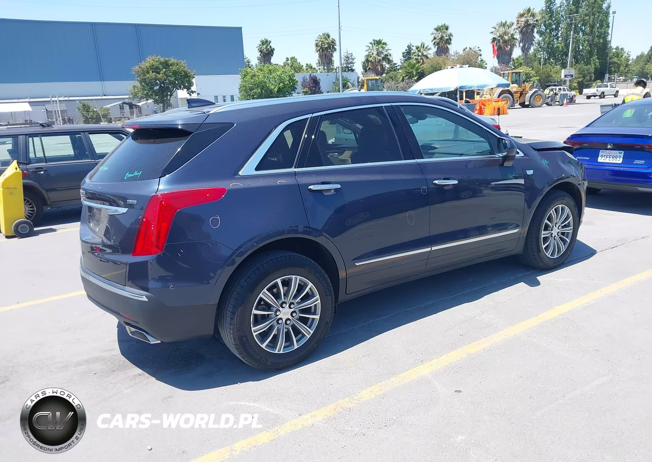 2018 Cadillac Xt5 Luxury VIN:1GYKNCRS9JZ130818 - 4