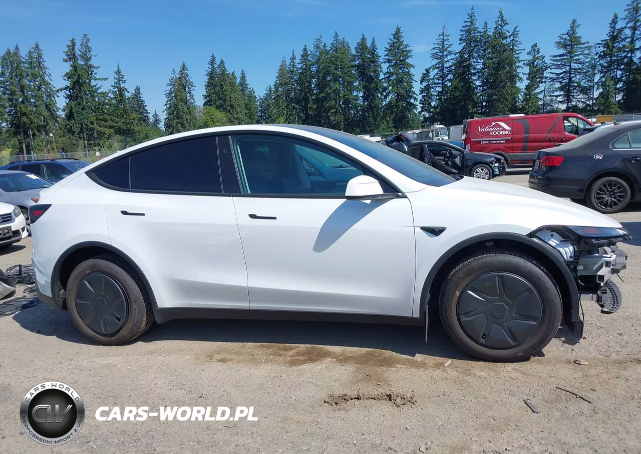 2026 Tesla Model Y Premium Rear-Wheel Drive-Rear-Wheel Drive VIN:7SAYGDED1TA597862 - 14