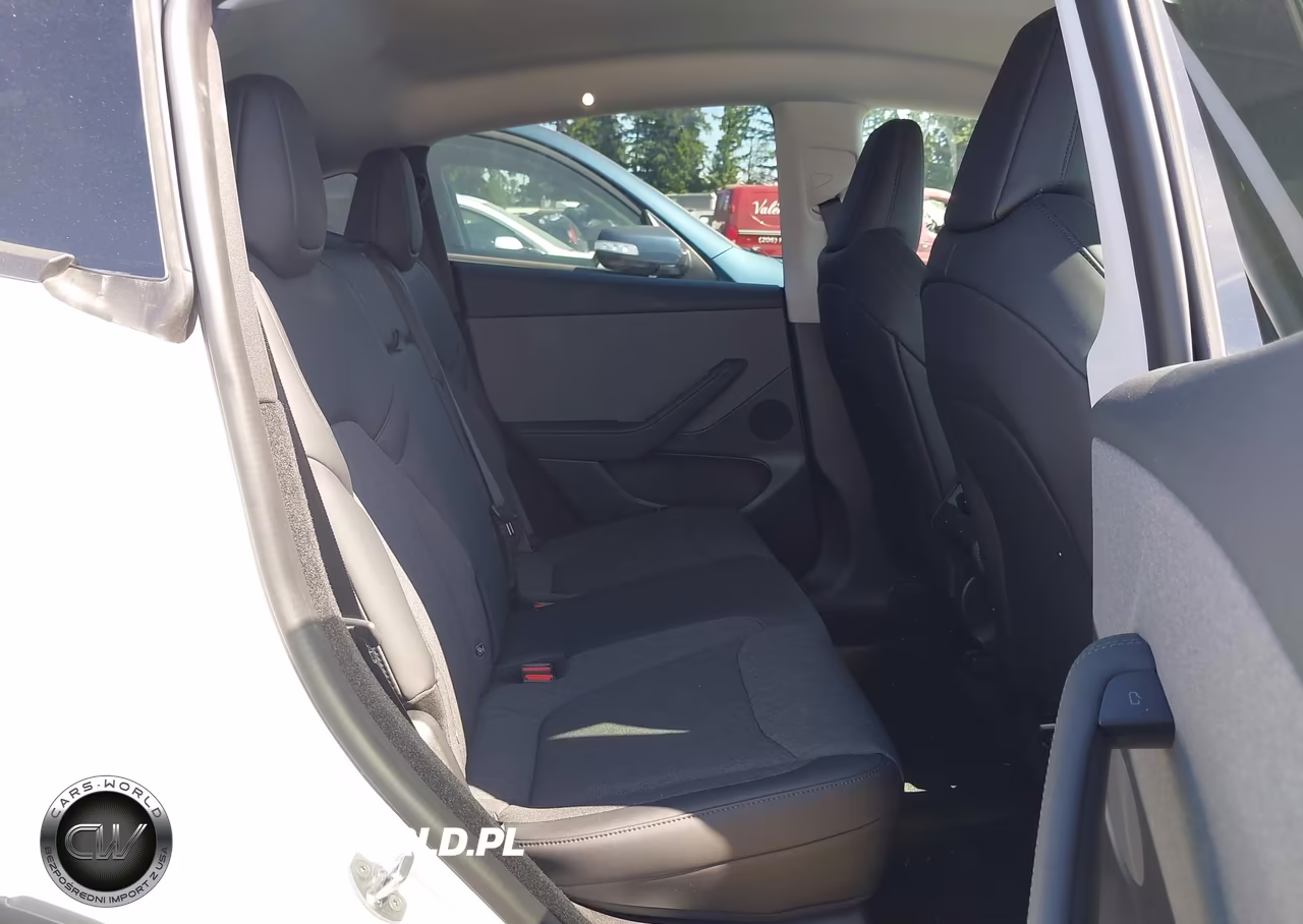 2026 Tesla Model Y Premium Rear-Wheel Drive-Rear-Wheel Drive VIN:7SAYGDED1TA597862 - 8