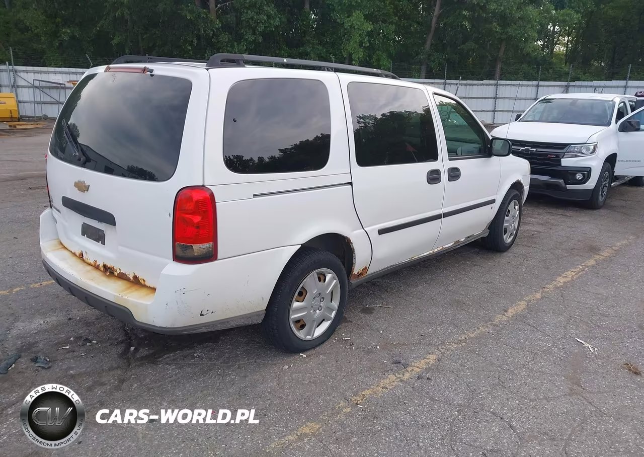 2008 Chevrolet Uplander Ls VIN:1GNDV23W88D187255 - 4