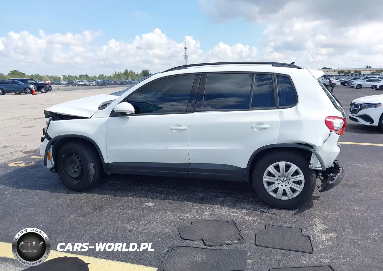 2017 Volkswagen Tiguan VIN:WVGAV7AX5HK043769 - 15