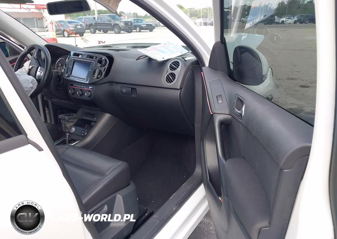 2017 Volkswagen Tiguan VIN:WVGAV7AX5HK043769 - 5