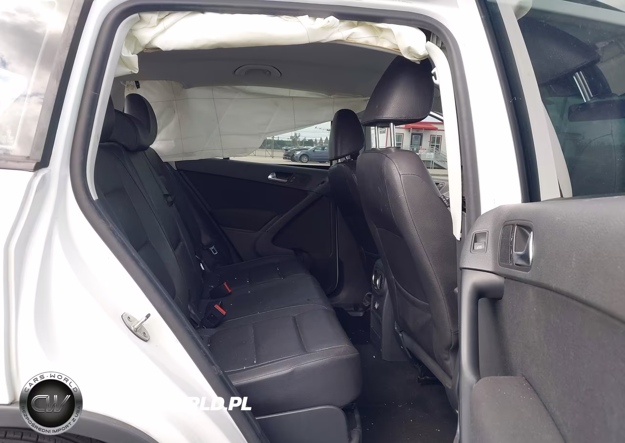 2017 Volkswagen Tiguan VIN:WVGAV7AX5HK043769 - 8