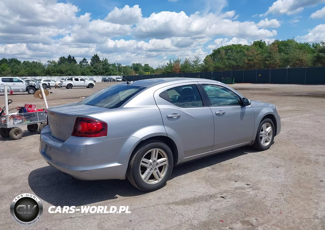 2013 Dodge Avenger Sxt VIN:1C3CDZCB7DN552384 - 4