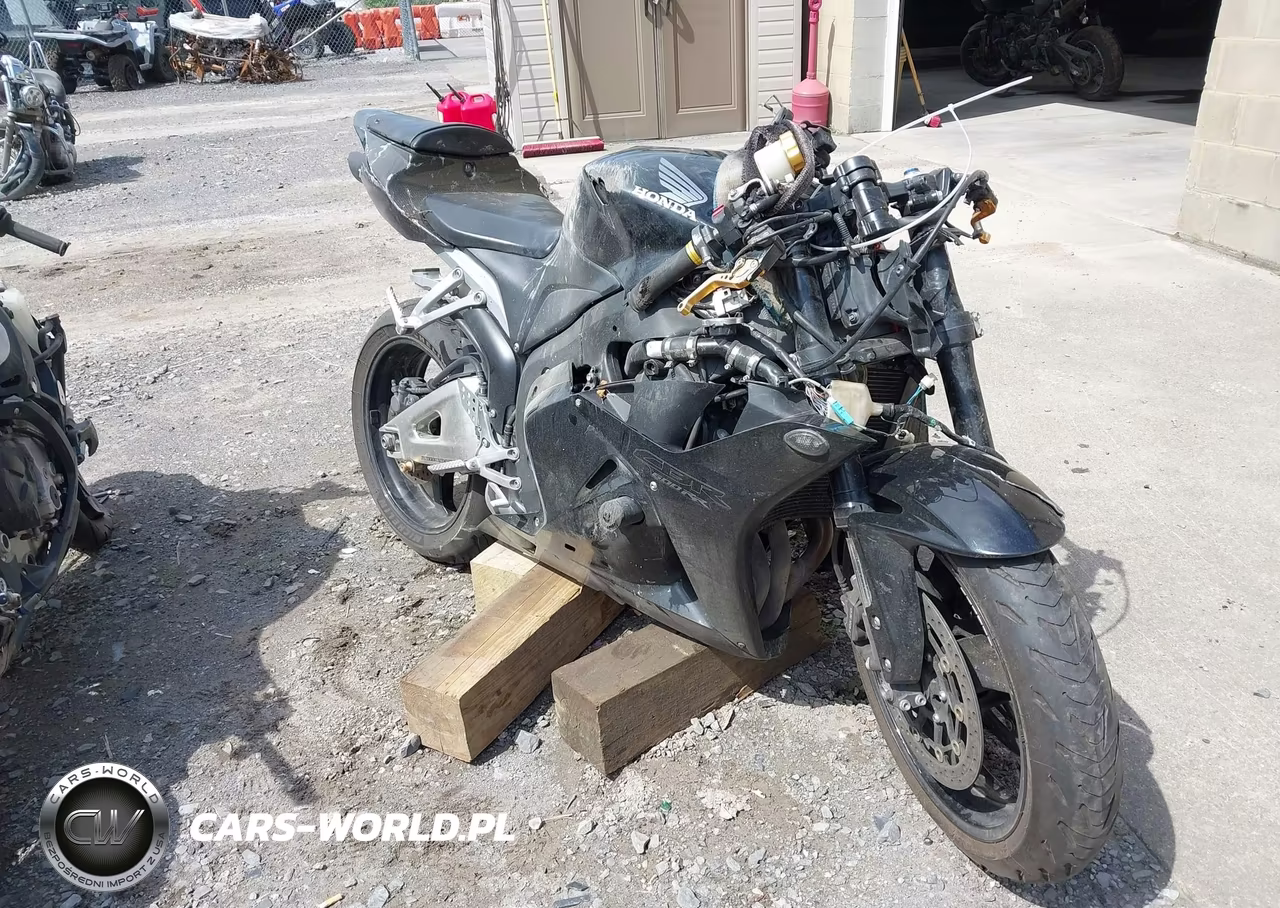 2011 Honda Cbr600 Rr – zdjęcie 1 z 14
