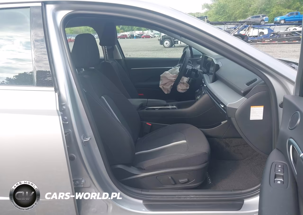 2025 Hyundai Sonata Hybrid Sel VIN:KMHL34JJ7SA133379 - 5