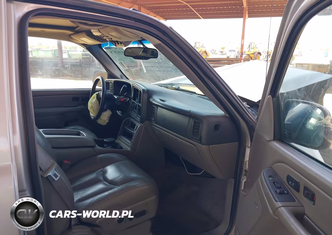 2004 Chevrolet Tahoe Z71 VIN:1GNEK13Z74R244561 - 5