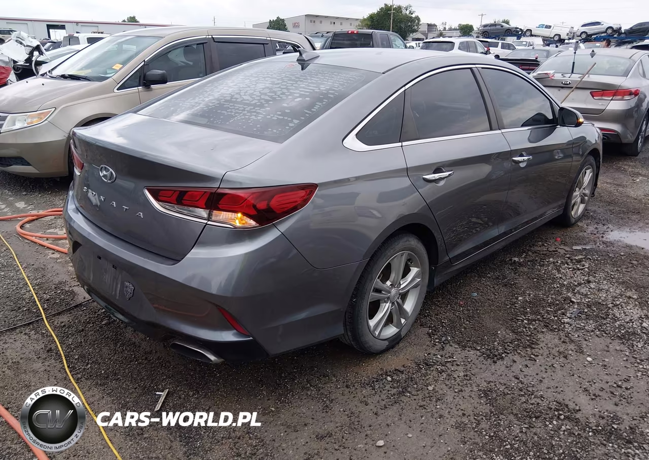 2018 Hyundai Sonata Sel VIN:5NPE34AFXJH629549 - 4