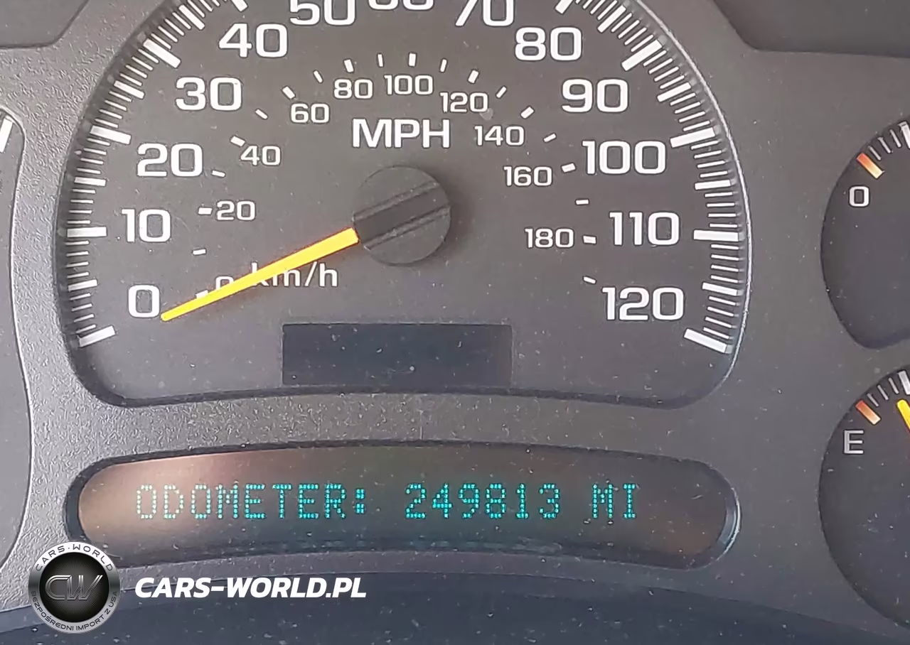 2003 Chevrolet Tahoe Ls VIN:1GNEK13V73J149945 - 12