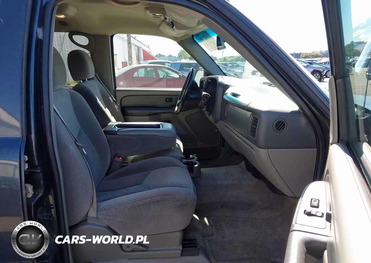 2003 Chevrolet Tahoe Ls VIN:1GNEK13V73J149945 - 5