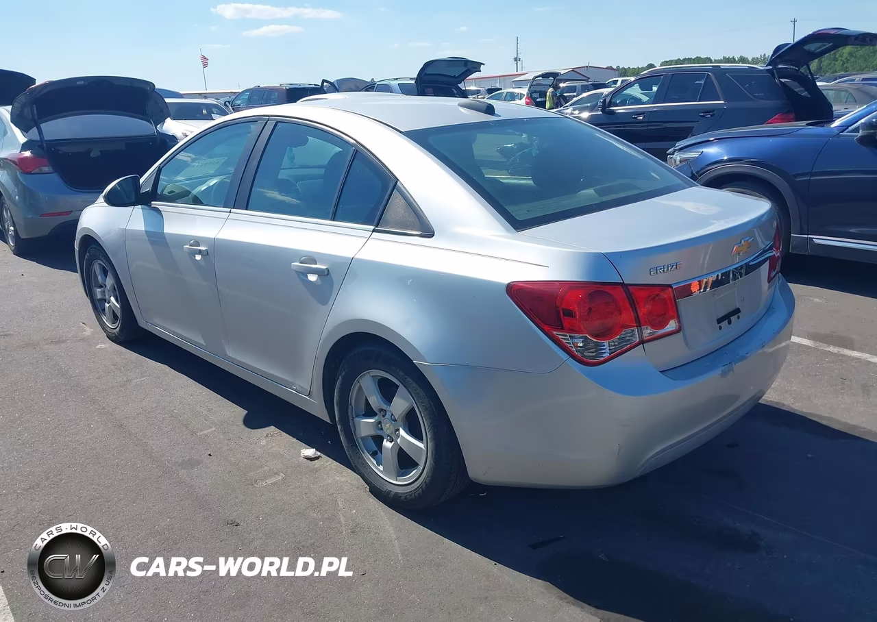 2015 Chevrolet Cruze 1Lt Auto VIN:1G1PC5SBXF7109012 - 3