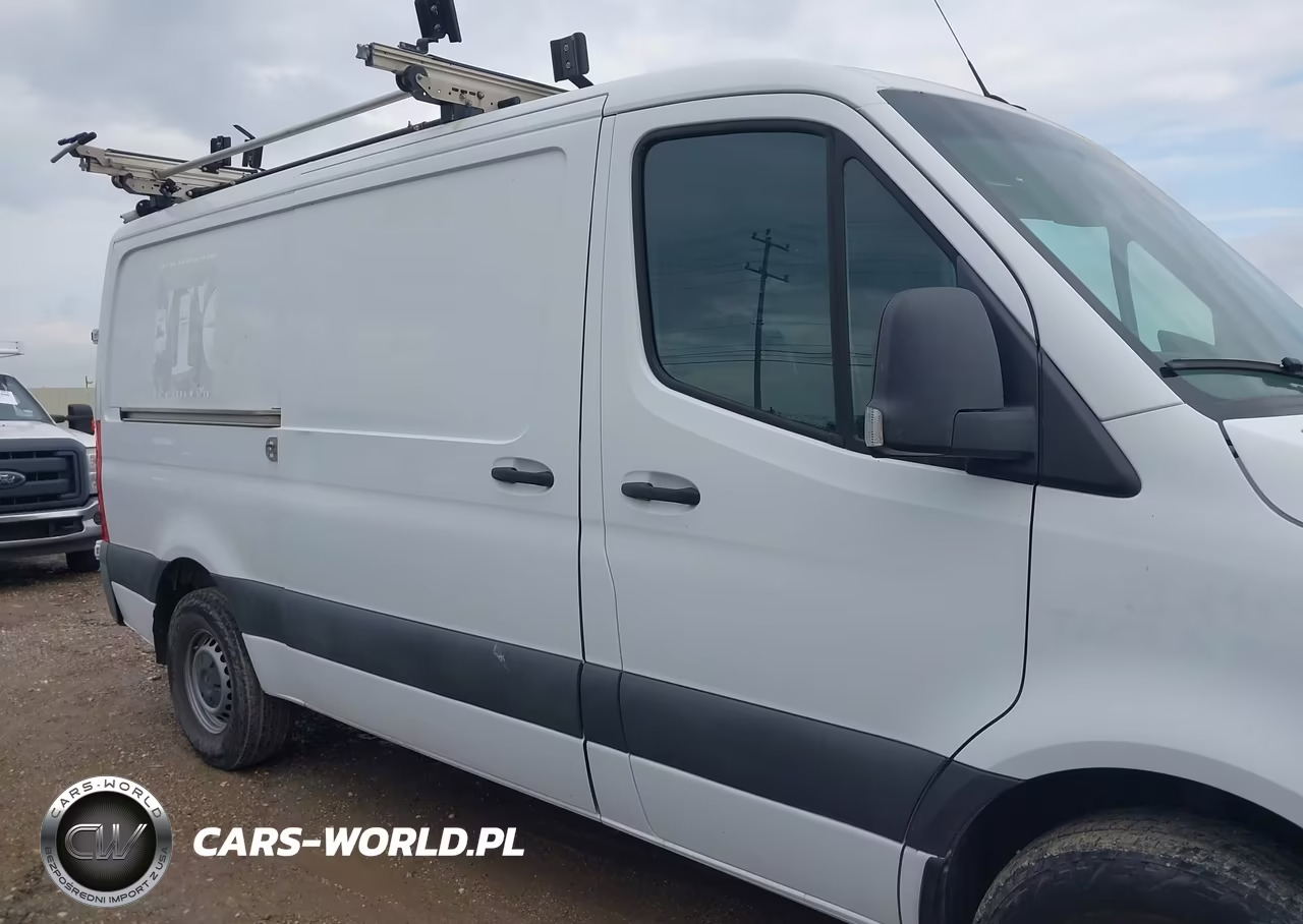 2020 Mercedes-Benz Sprinter 2500 Standard Roof V6 VIN:W1Y4EBHY9LT030038 - 13
