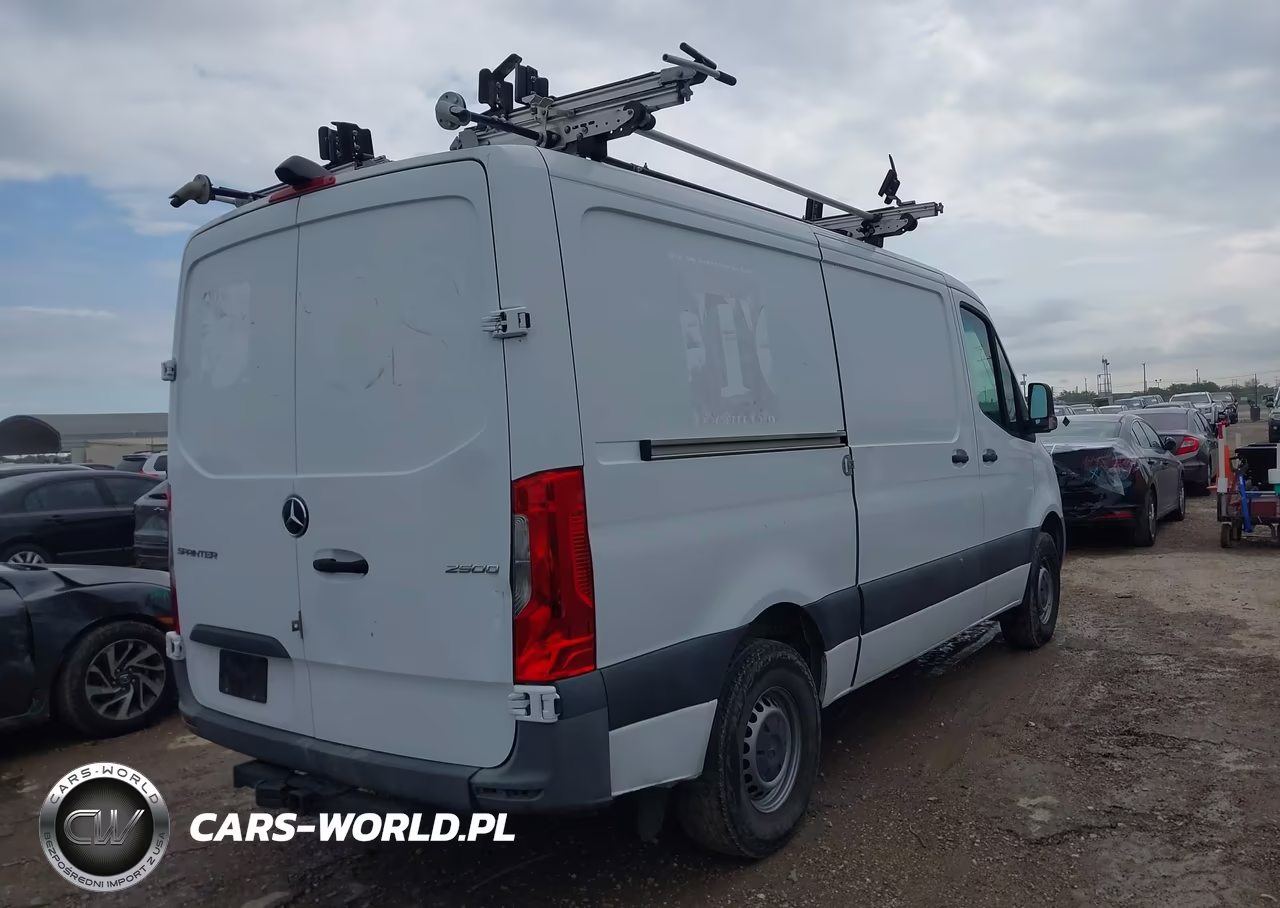 2020 Mercedes-Benz Sprinter 2500 Standard Roof V6 VIN:W1Y4EBHY9LT030038 - 4