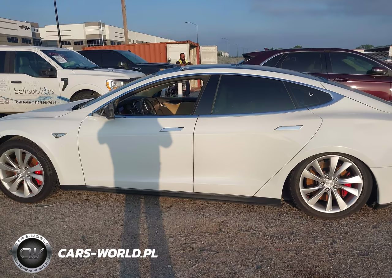 2014 Tesla Model S P85 VIN:5YJSA1H15EFP50883 - 14