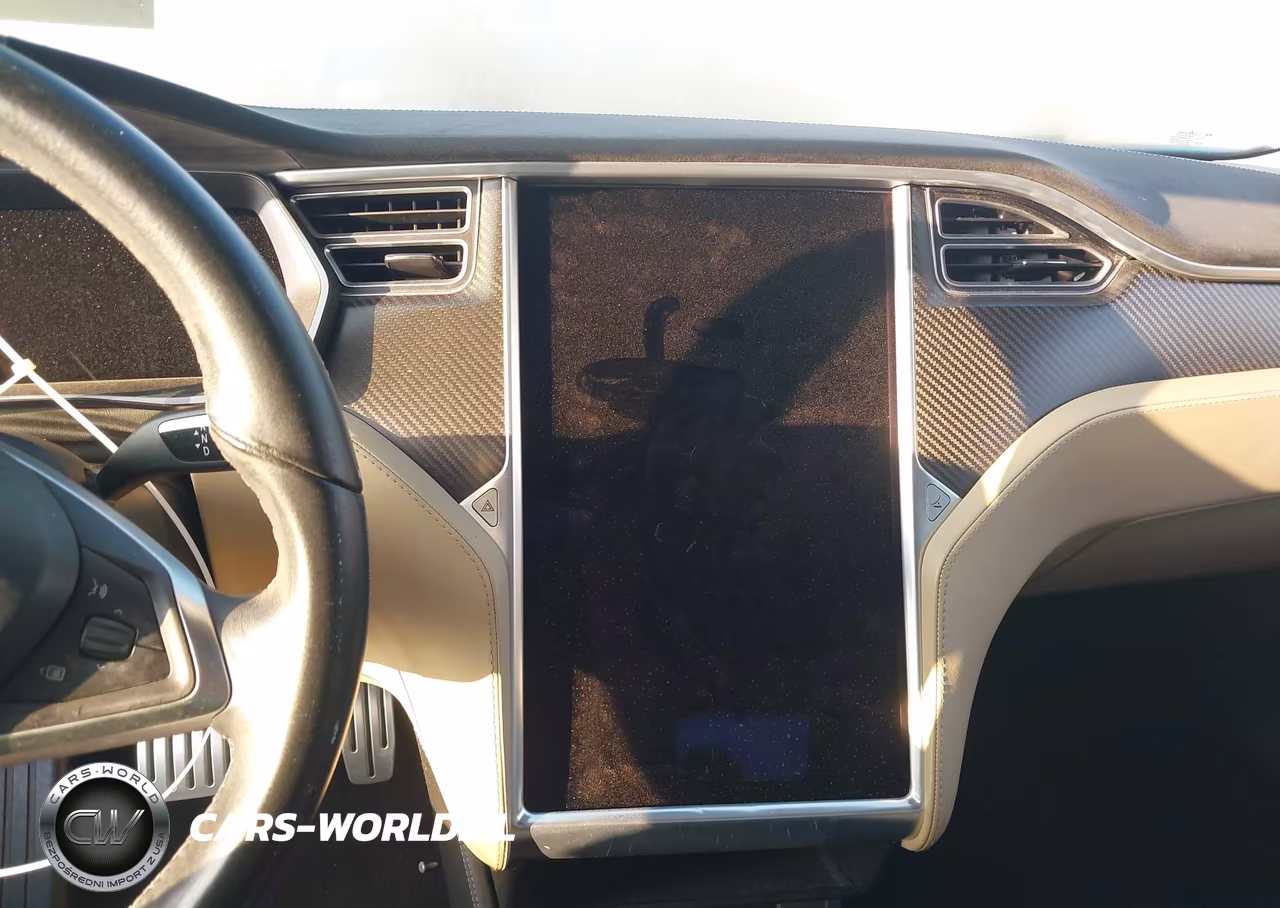 2014 Tesla Model S P85 VIN:5YJSA1H15EFP50883 - 18