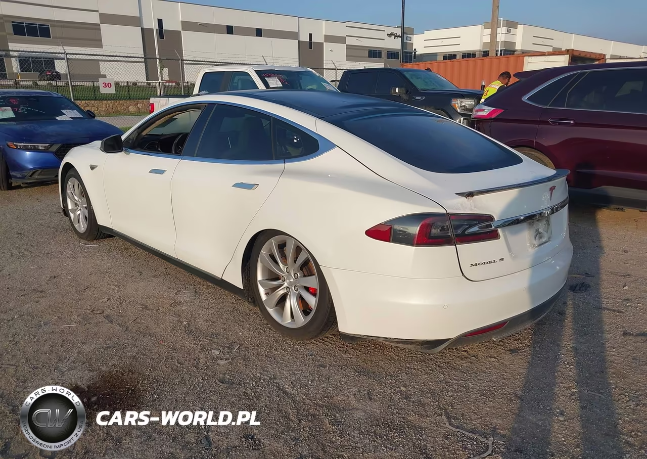 2014 Tesla Model S P85 VIN:5YJSA1H15EFP50883 - 3