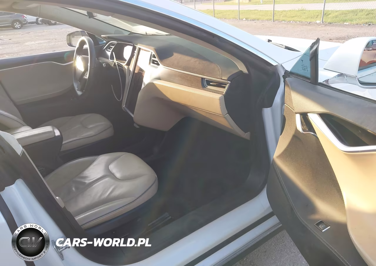 2014 Tesla Model S P85 VIN:5YJSA1H15EFP50883 - 5