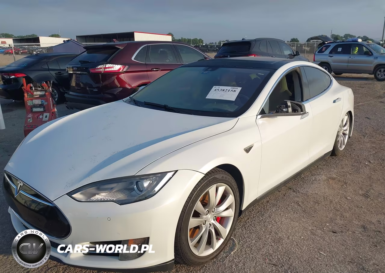 2014 Tesla Model S P85 VIN:5YJSA1H15EFP50883 - 6