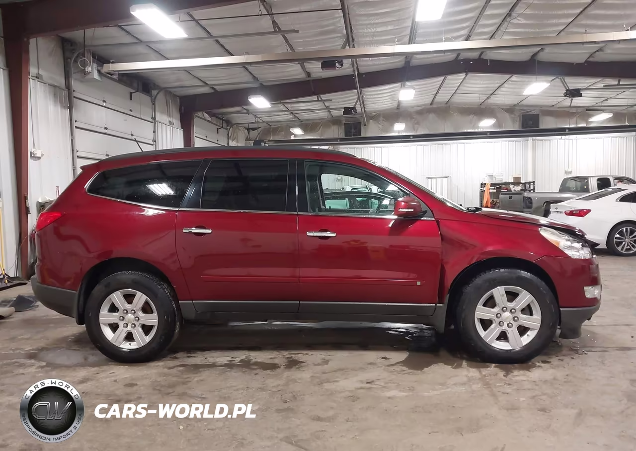 2010 Chevrolet Traverse Lt VIN:1GNLVGED2AS113870 - 13