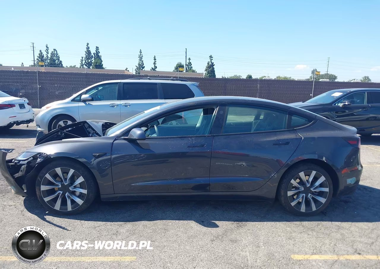 2025 Tesla Model 3 Long Range Rear-Wheel Drive-Standard Rear-Wheel Drive VIN:5YJ3E1EAXSF982517 - 14