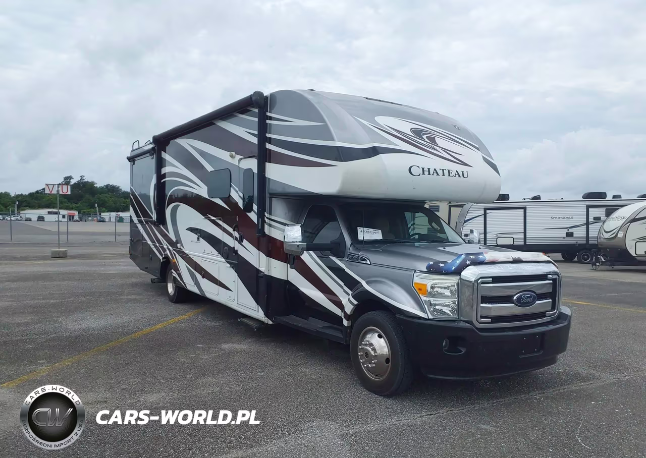 2015 Ford F-550 Chassis Xlt