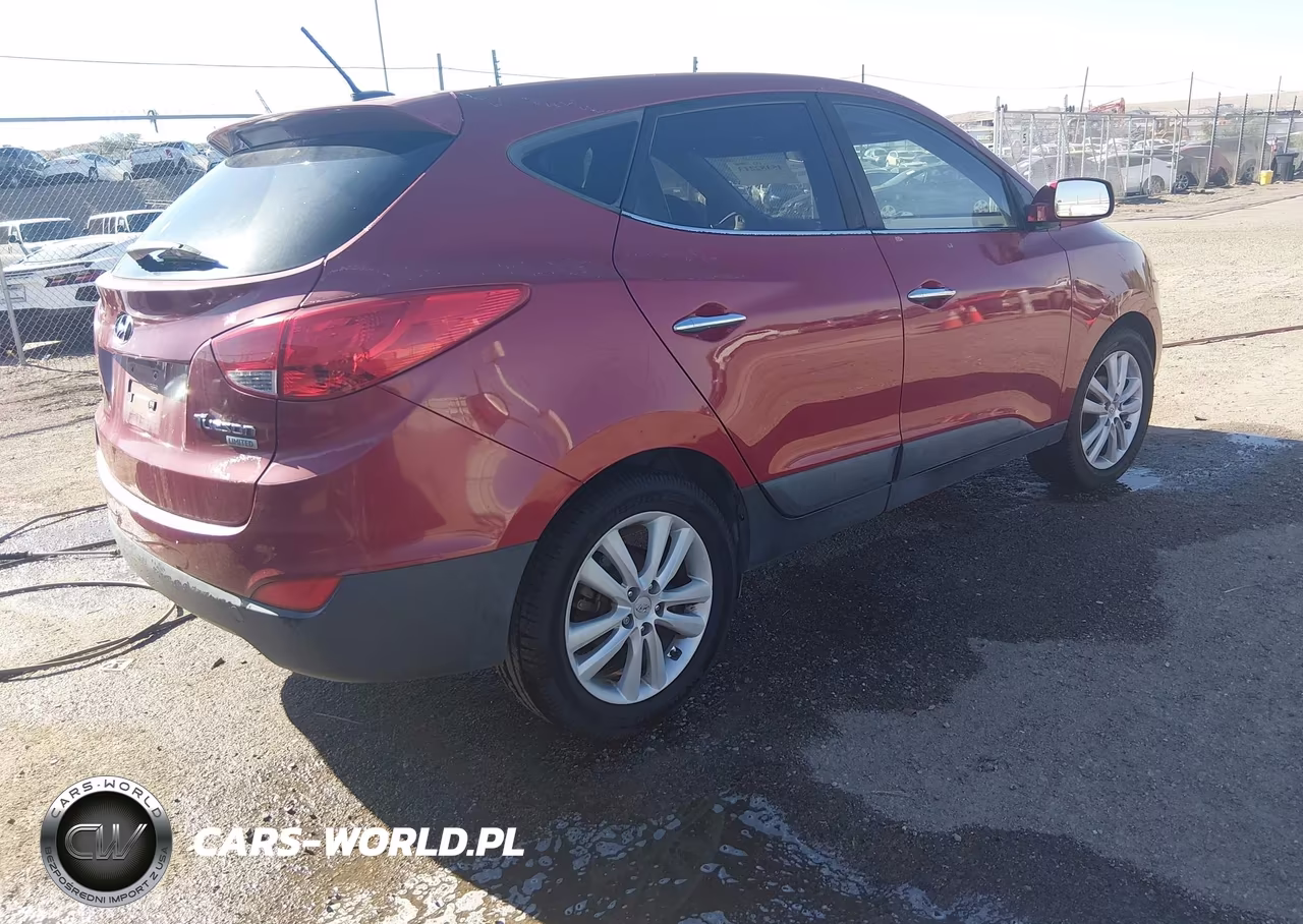 2010 Hyundai Tucson Limited VIN:KM8JU3AC1AU011906 - 4