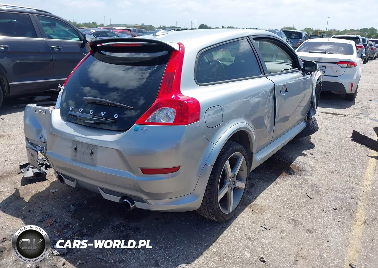 2011 Volvo C30 R-Design-T5-T5 (Retail Only) VIN:YV1672MK6B2209452 - 4