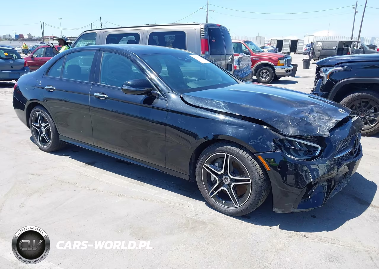 2022 Mercedes-Benz E 350 – zdjęcie 1 z 16