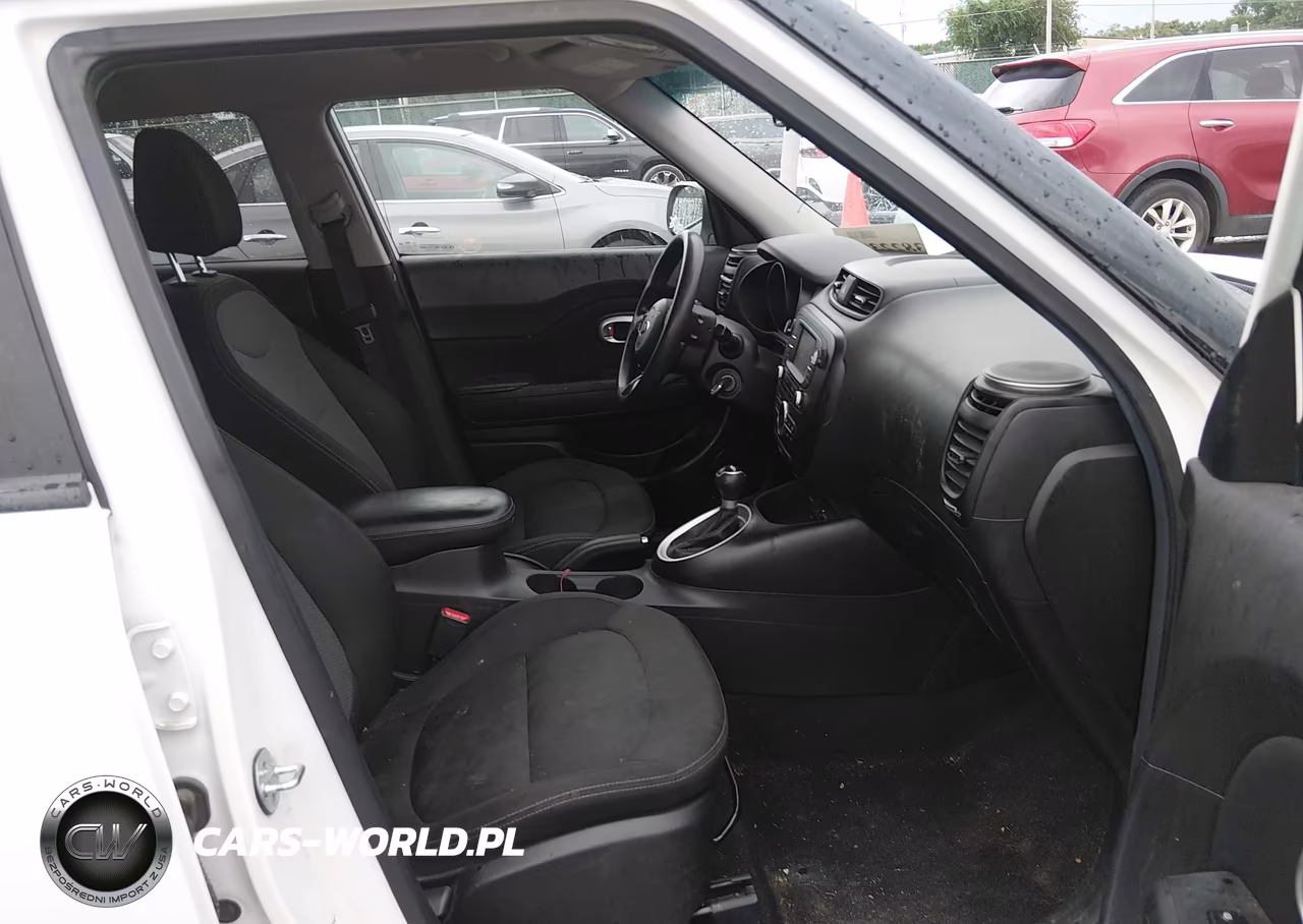2017 Kia Soul + VIN:KNDJP3A50H7502621 - 5