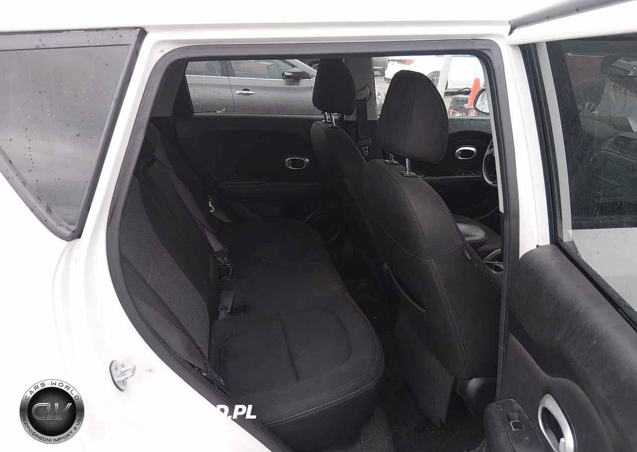 2017 Kia Soul + VIN:KNDJP3A50H7502621 - 8
