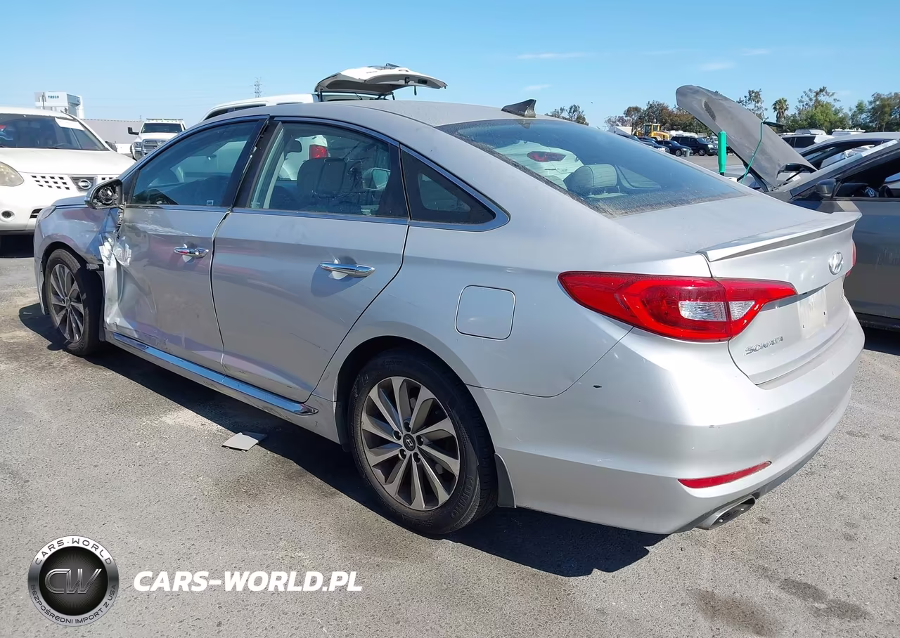 2017 Hyundai Sonata Sport VIN:5NPE34AF7HH483590 - 3