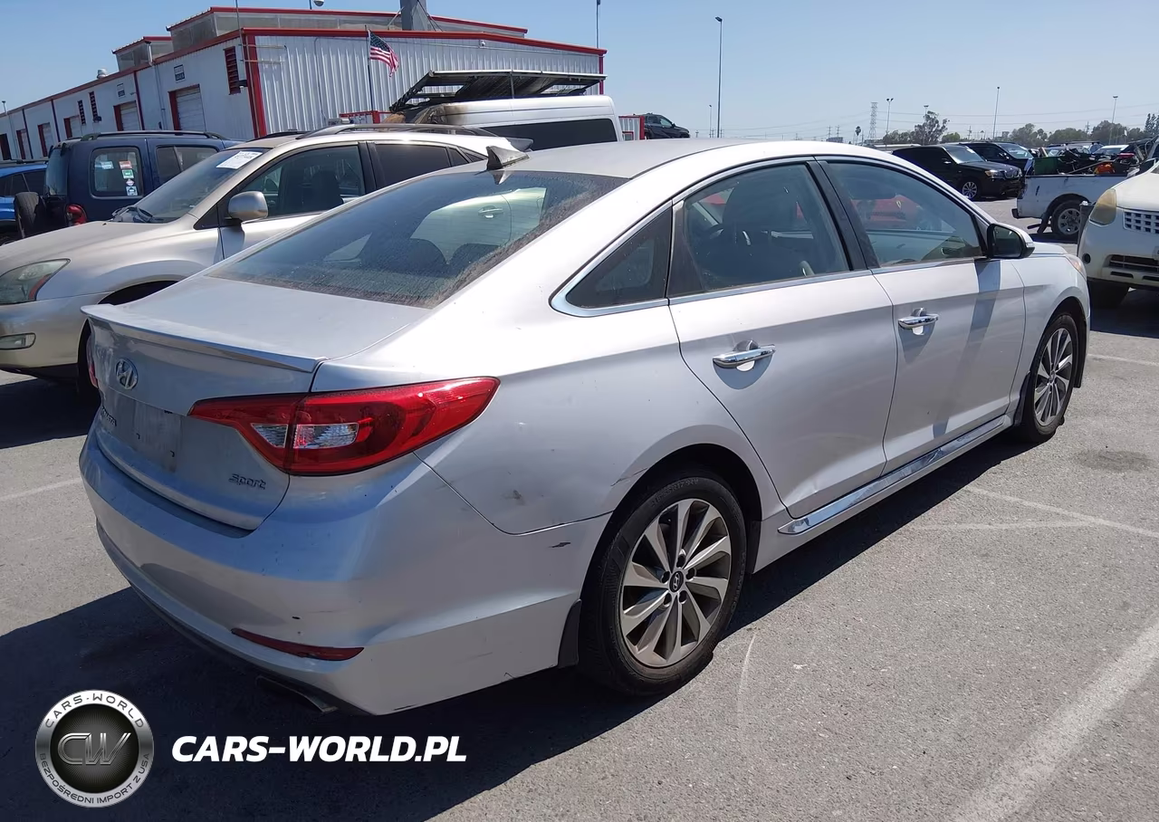 2017 Hyundai Sonata Sport VIN:5NPE34AF7HH483590 - 4