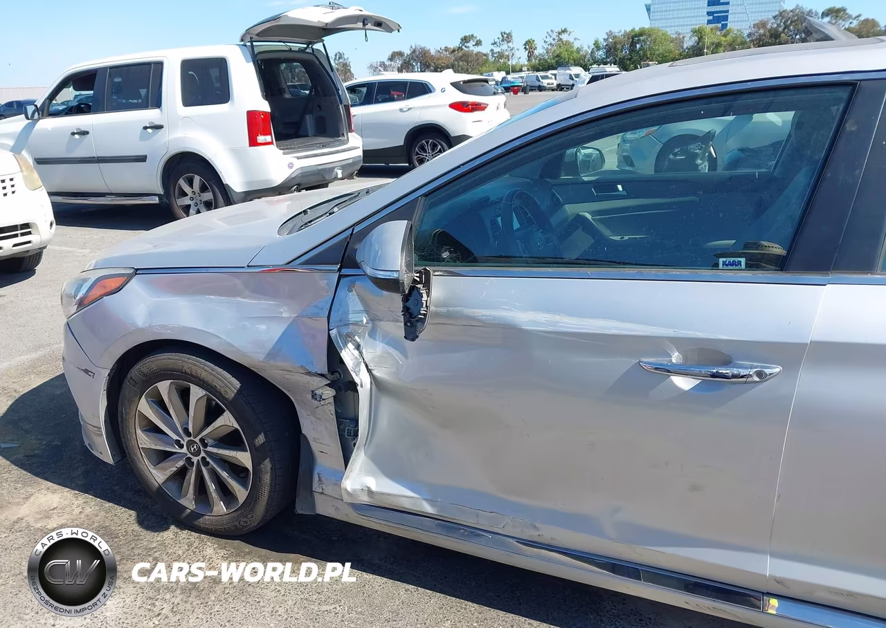 2017 Hyundai Sonata Sport VIN:5NPE34AF7HH483590 - 6