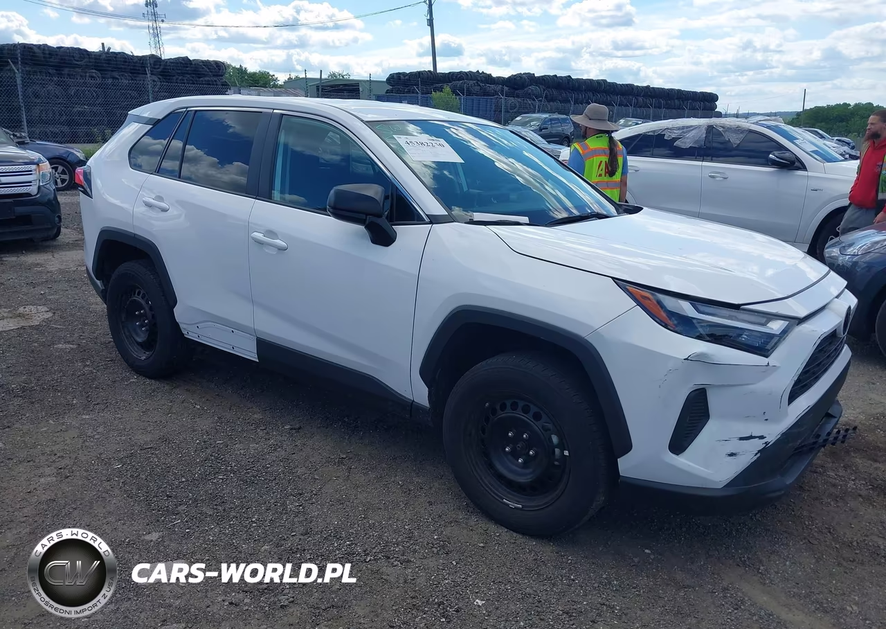 2025 Toyota Rav4 Le – zdjęcie 1 z 16