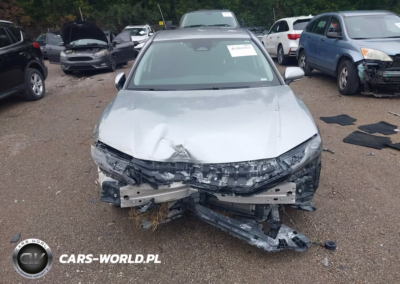 2025 Toyota Camry Le VIN:4T1DAACK9SU034995 - 12