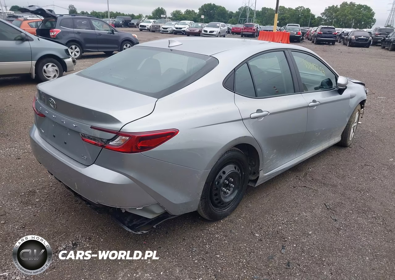 2025 Toyota Camry Le VIN:4T1DAACK9SU034995 - 4
