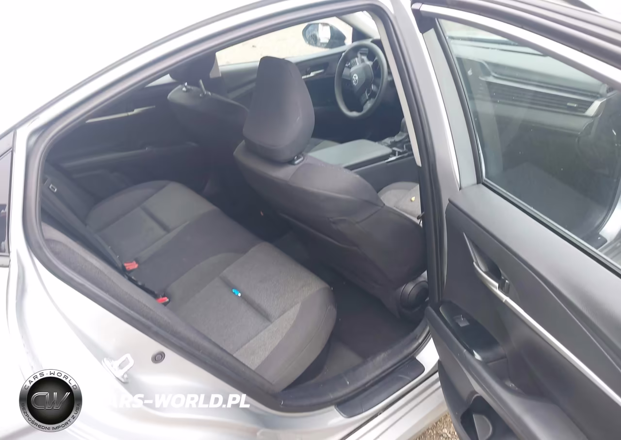 2025 Toyota Camry Le VIN:4T1DAACK9SU034995 - 8