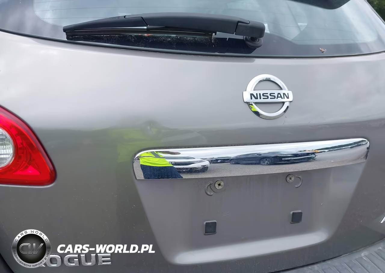 2011 Nissan Rogue S VIN:JN8AS5MV2BW680957 - 12