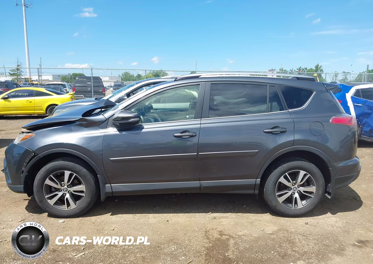 2017 Toyota Rav4 Xle VIN:JTMRFREV2HD201501 - 14