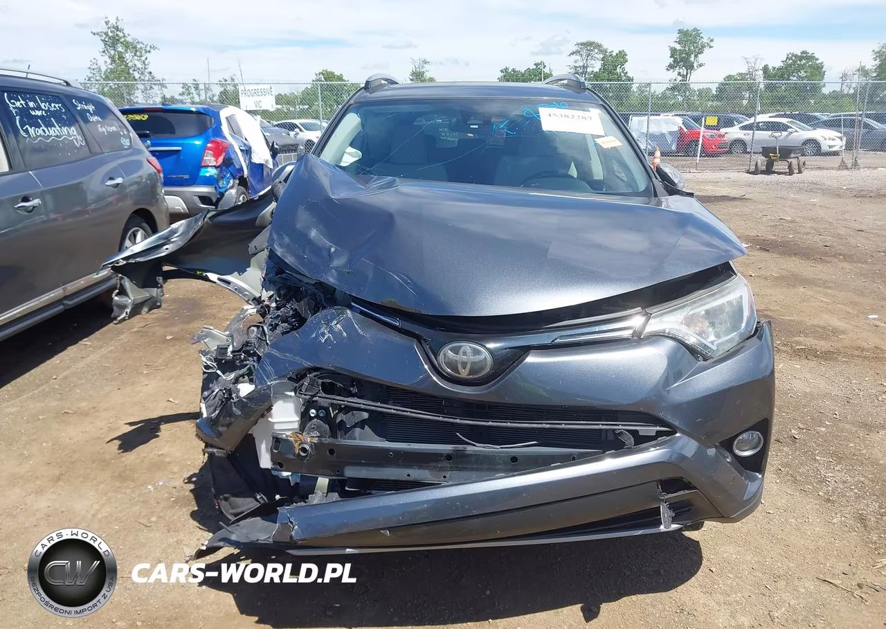 2017 Toyota Rav4 Xle VIN:JTMRFREV2HD201501 - 6