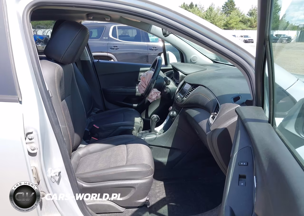 2021 Chevrolet Trax Fwd Lt VIN:KL7CJLSB3MB330443 - 5