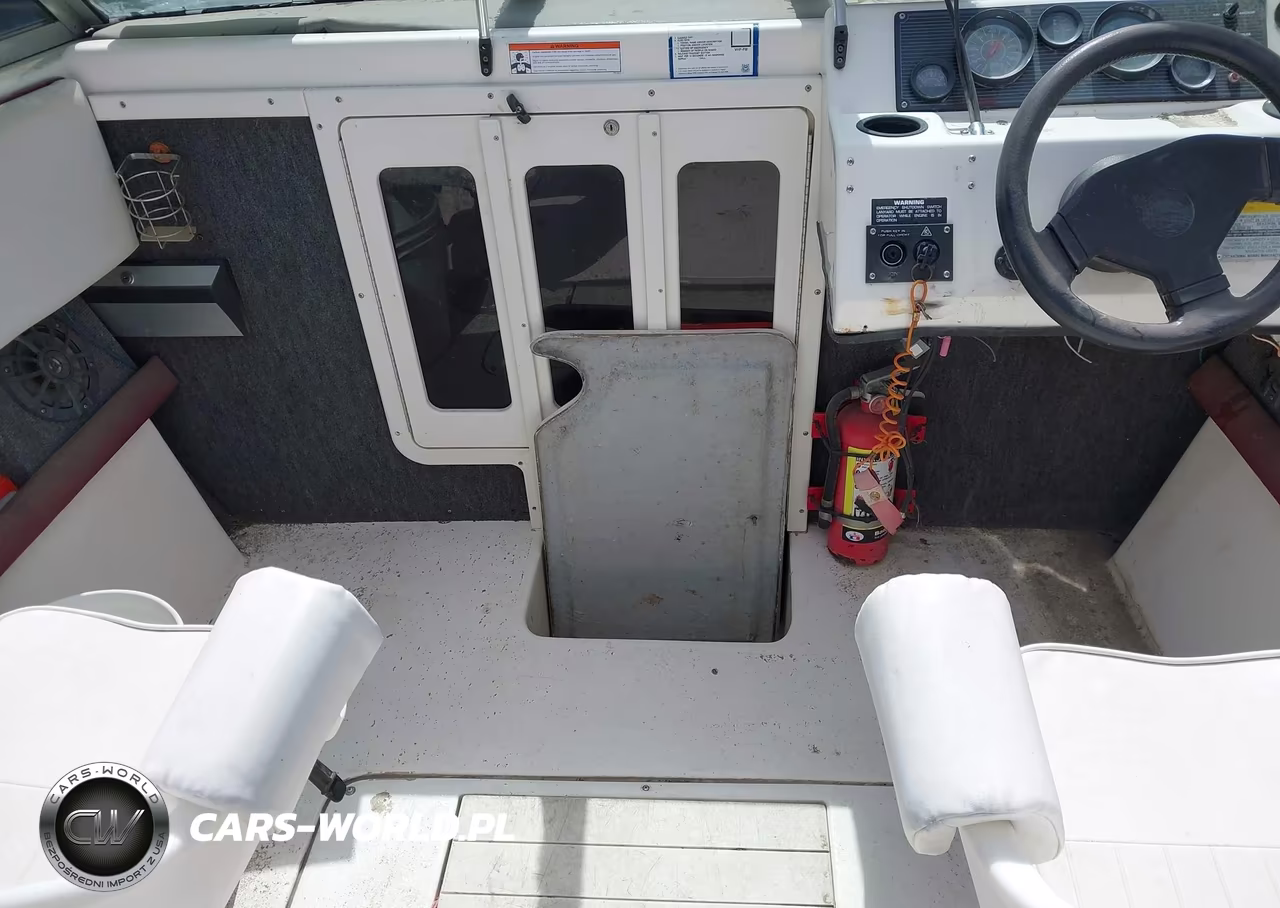 1992 * Cuddy Motor Boat VIN:BRCH027AH192 - 15