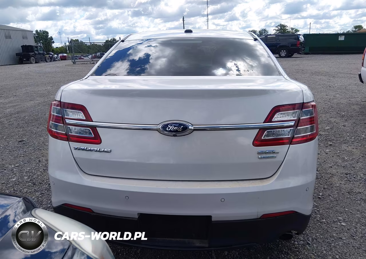 2015 Ford Taurus Sel VIN:1FAHP2E9XFG111890 - 16