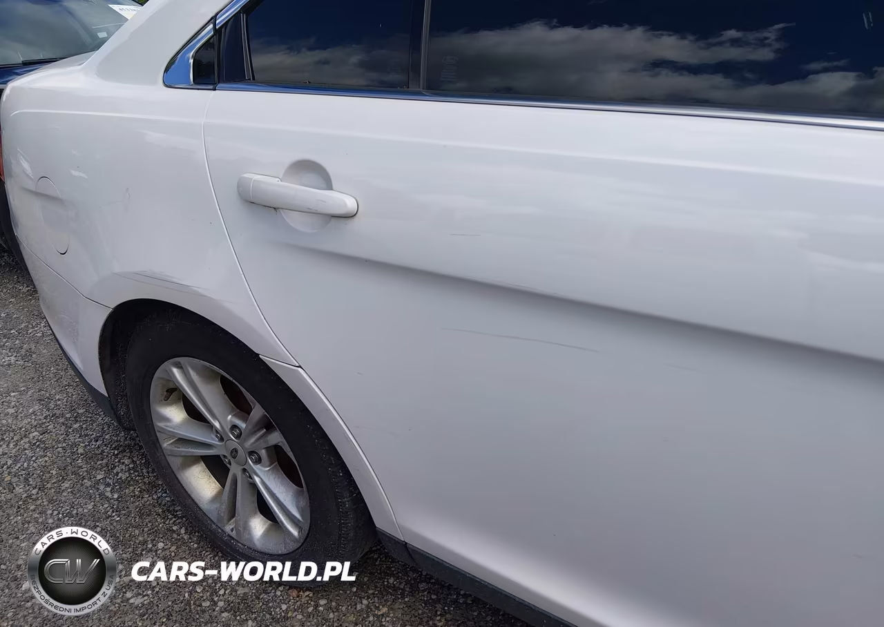 2015 Ford Taurus Sel VIN:1FAHP2E9XFG111890 - 19