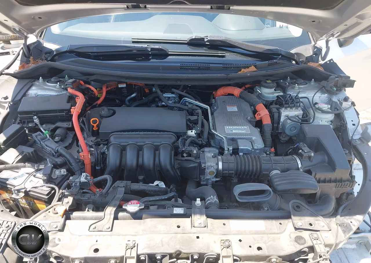 2018 Honda Clarity Plug-In Hybrid VIN:JHMZC5F14JC007270 - 10
